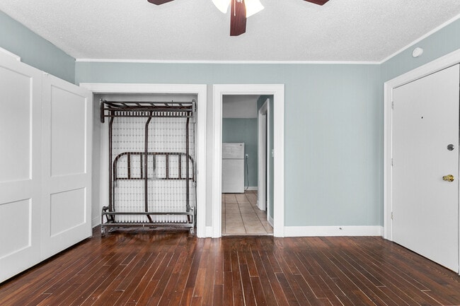 Building Photo - 2029 Swift St