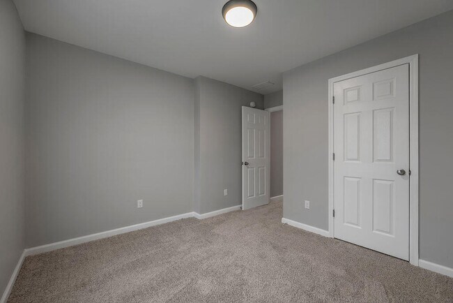 Building Photo - 242 Elkhorn Meadows Dr