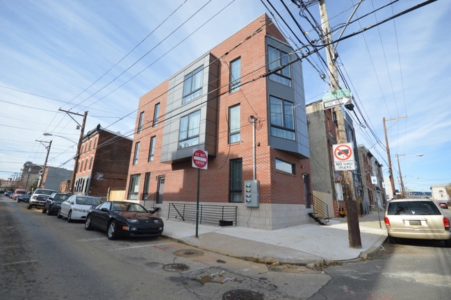 Building Photo - 1948 E York St