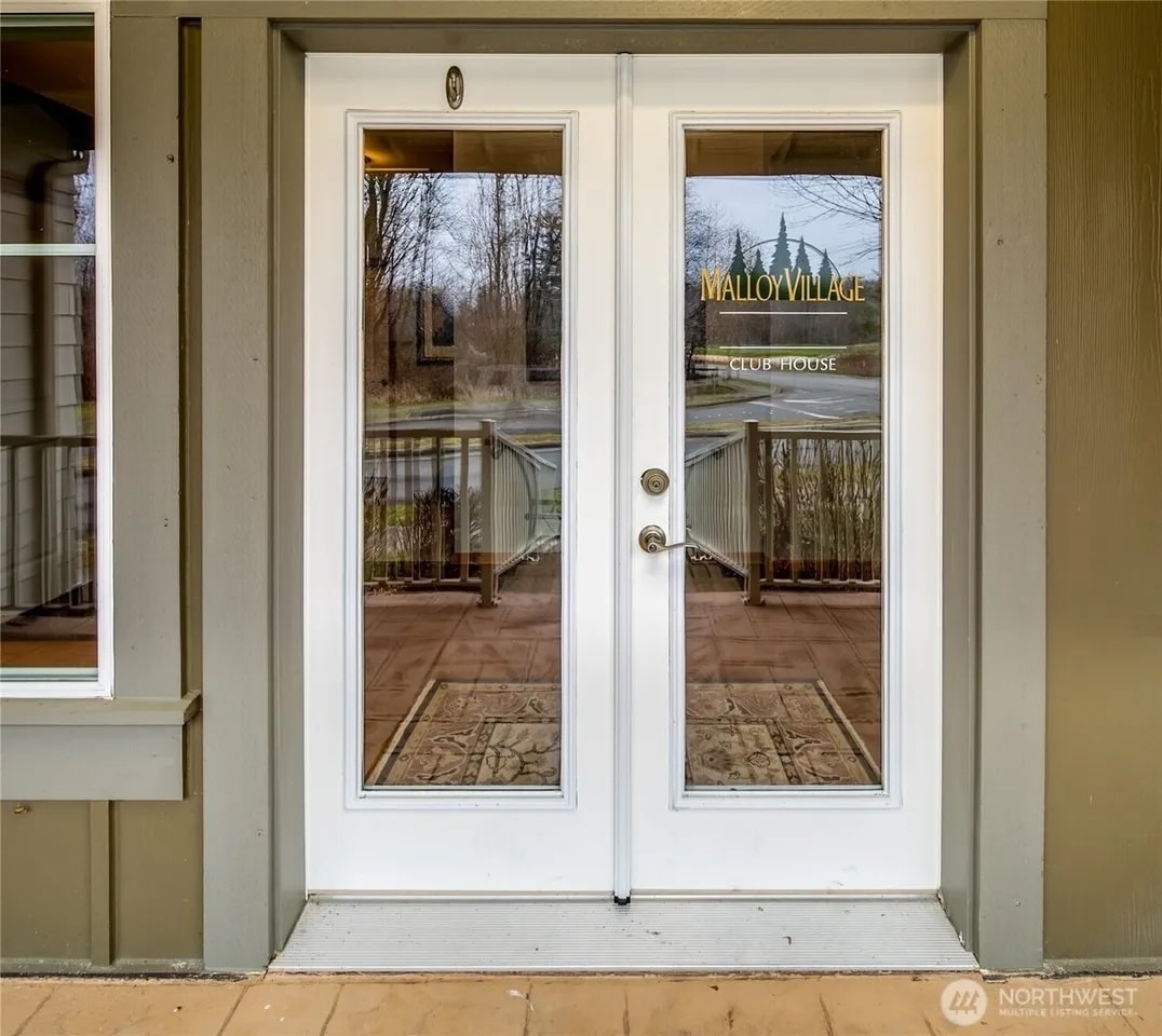 Building Photo - 6214 Malloy Ave