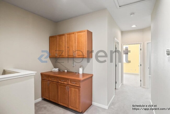 Building Photo - 2677 Corde Terra Cir