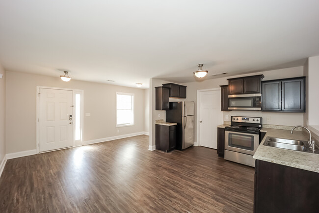 Building Photo - Charming 3 Bedroom Atlanta Home