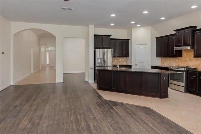 Building Photo - 2735 Rosepoint Ct