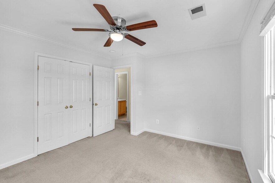 Building Photo - 333 Swanton Ln
