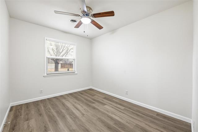 Building Photo - 700 W Cedar St