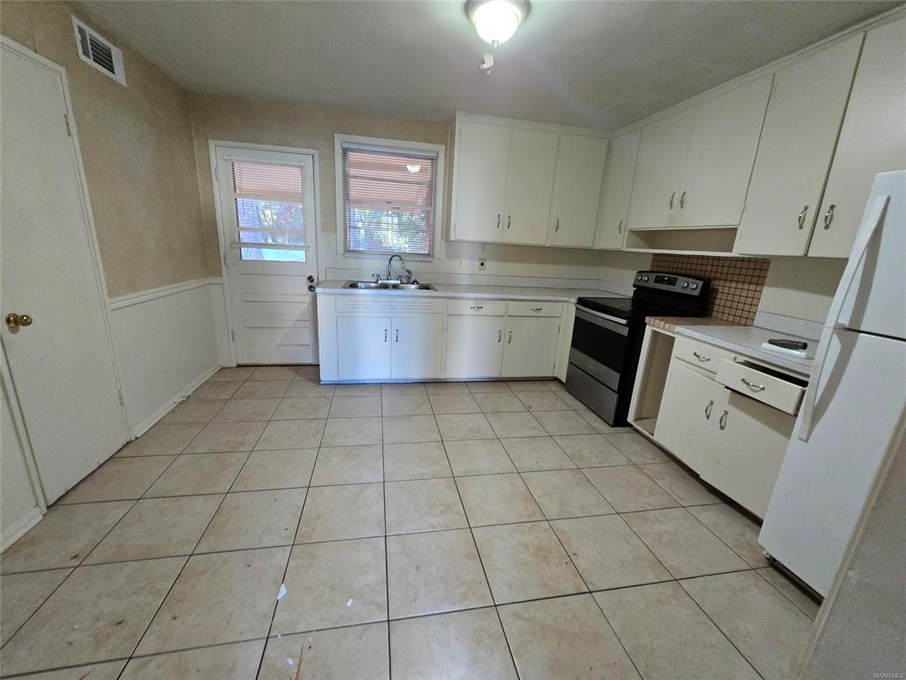 Building Photo - 3444 Audubon Rd