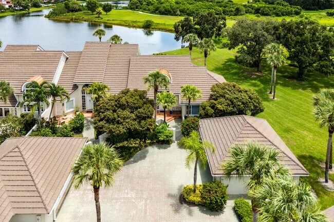 Building Photo - 2584 Muirfield Ct