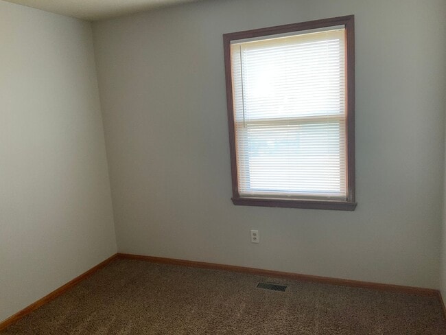 Building Photo - Single Family Eudora Home