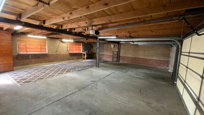 Building Photo - Beautiful Single-Family Home in Denver's N...