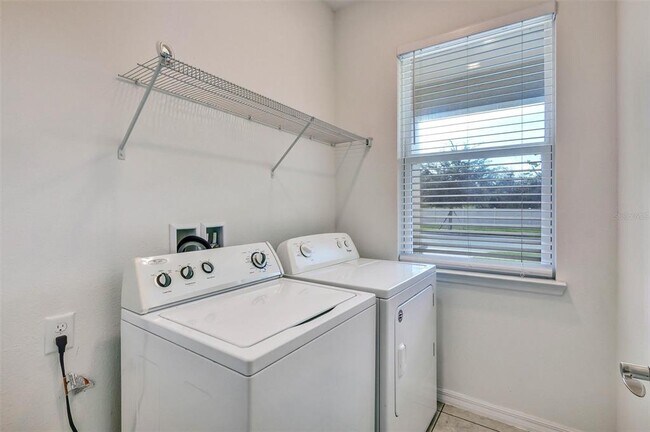 Building Photo - 2599 Avalon Pk Blvd