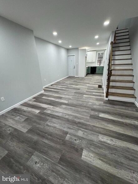 Building Photo - 2755 N Dover St