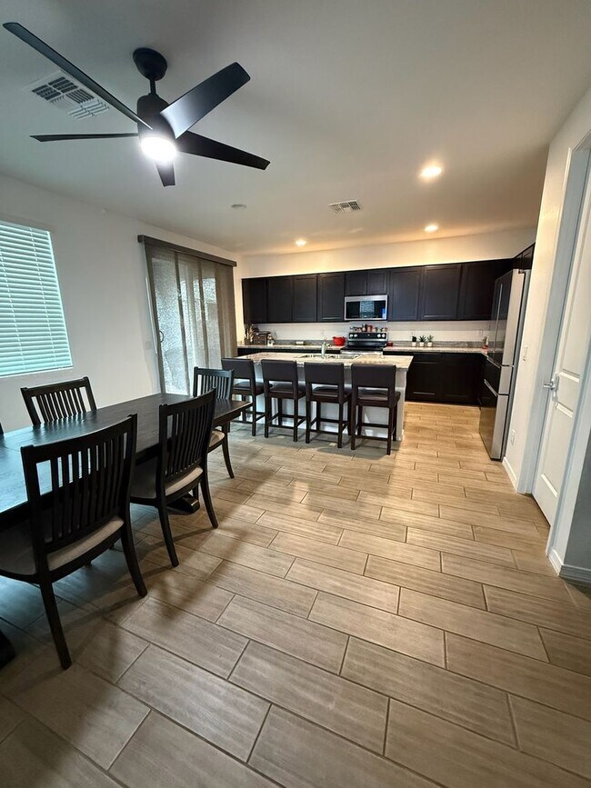 Building Photo - Lovely Eastmark Mesa 4 Bedroom Home for Rent!