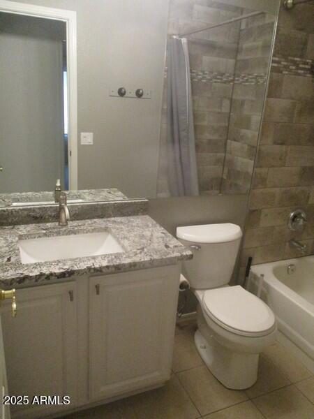 Building Photo - 549 W Villa Maria Dr