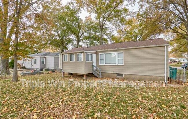 Building Photo - 10128 Ashbrook Dr