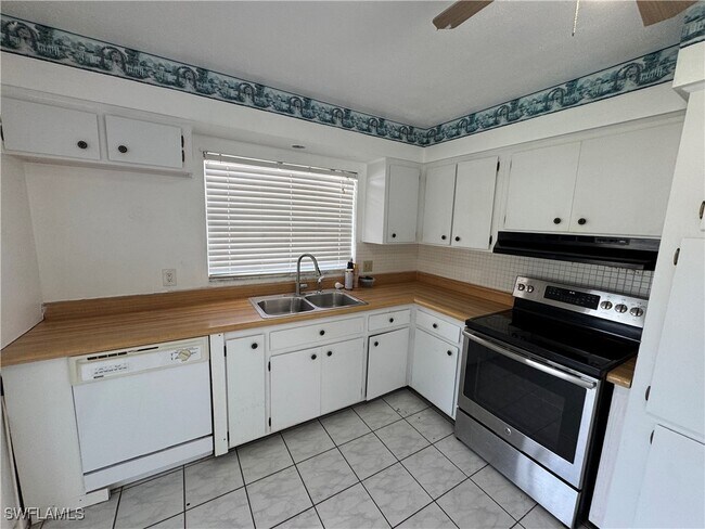 Building Photo - 2315 41st Terrace SW