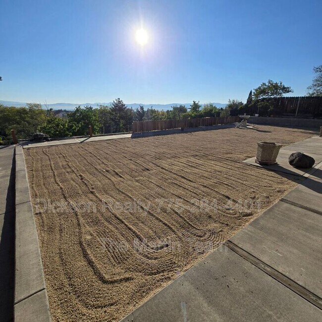 Building Photo - 1804 Quail Run Rd