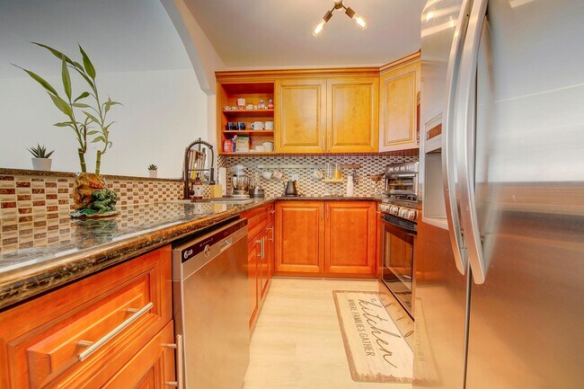 Building Photo - 18111 NW 68th Ave