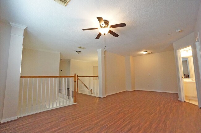 Building Photo - 4126 Midstream Dr