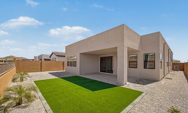 Building Photo - Alovita North 4 bedroom 3 baths