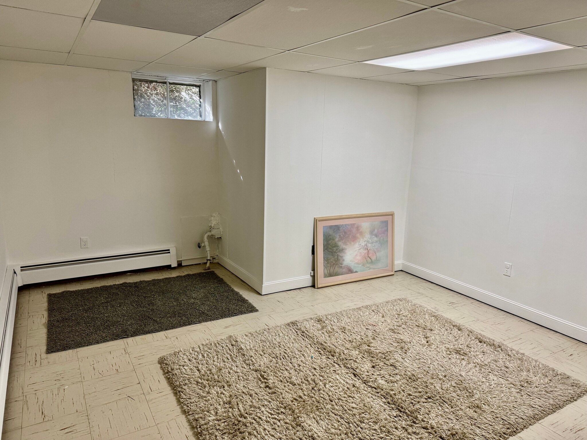 Building Photo - 102 Hillside Rd