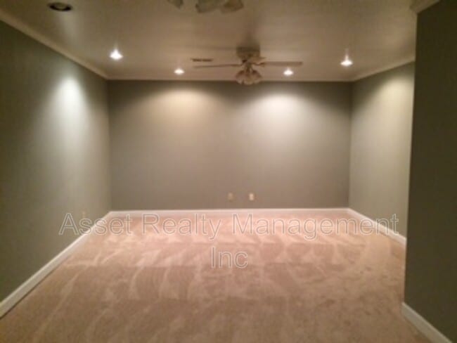 Building Photo - 4756 Brierley Dr