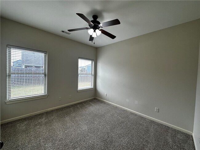 Building Photo - 584 N Mulligan Dr