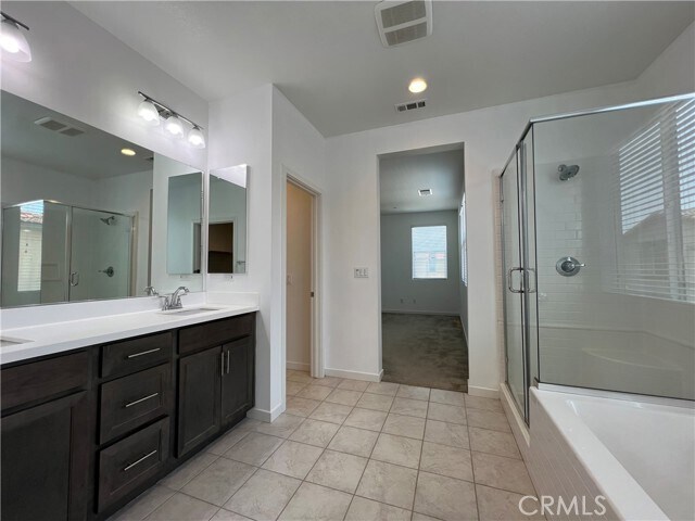 Building Photo - 4867 S Avocado Trail