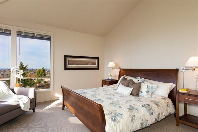 Building Photo - 1415 7th Ave W