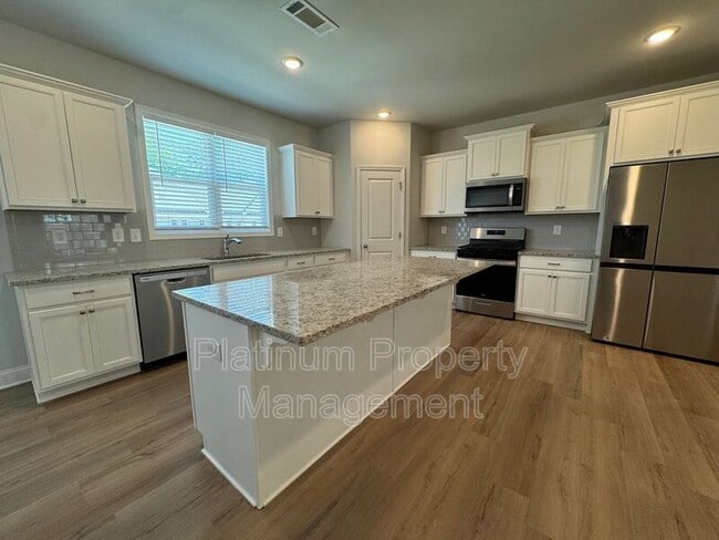Building Photo - 1592 Laurel Blossom Walk