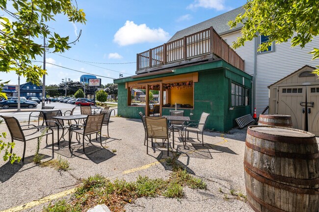 Building Photo - 5520 W Vliet St