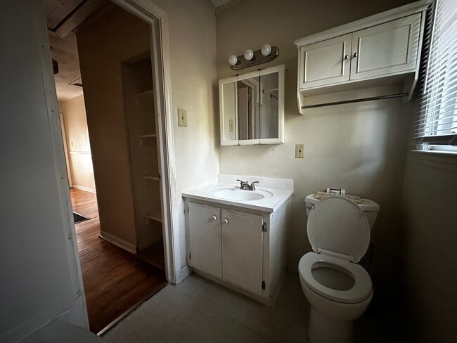 Building Photo - Jackson Heights - Richmond County