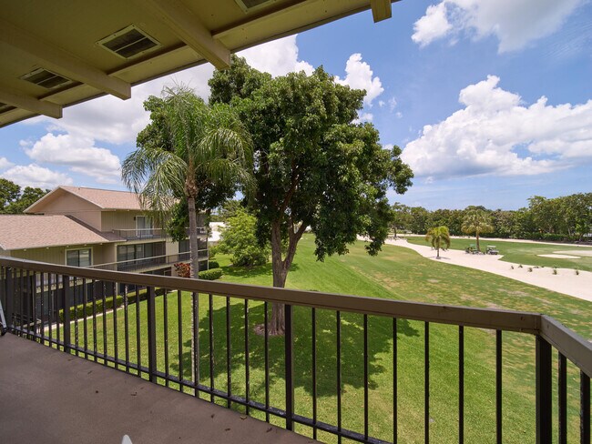 Building Photo - 18369 SE Wood Haven Ln
