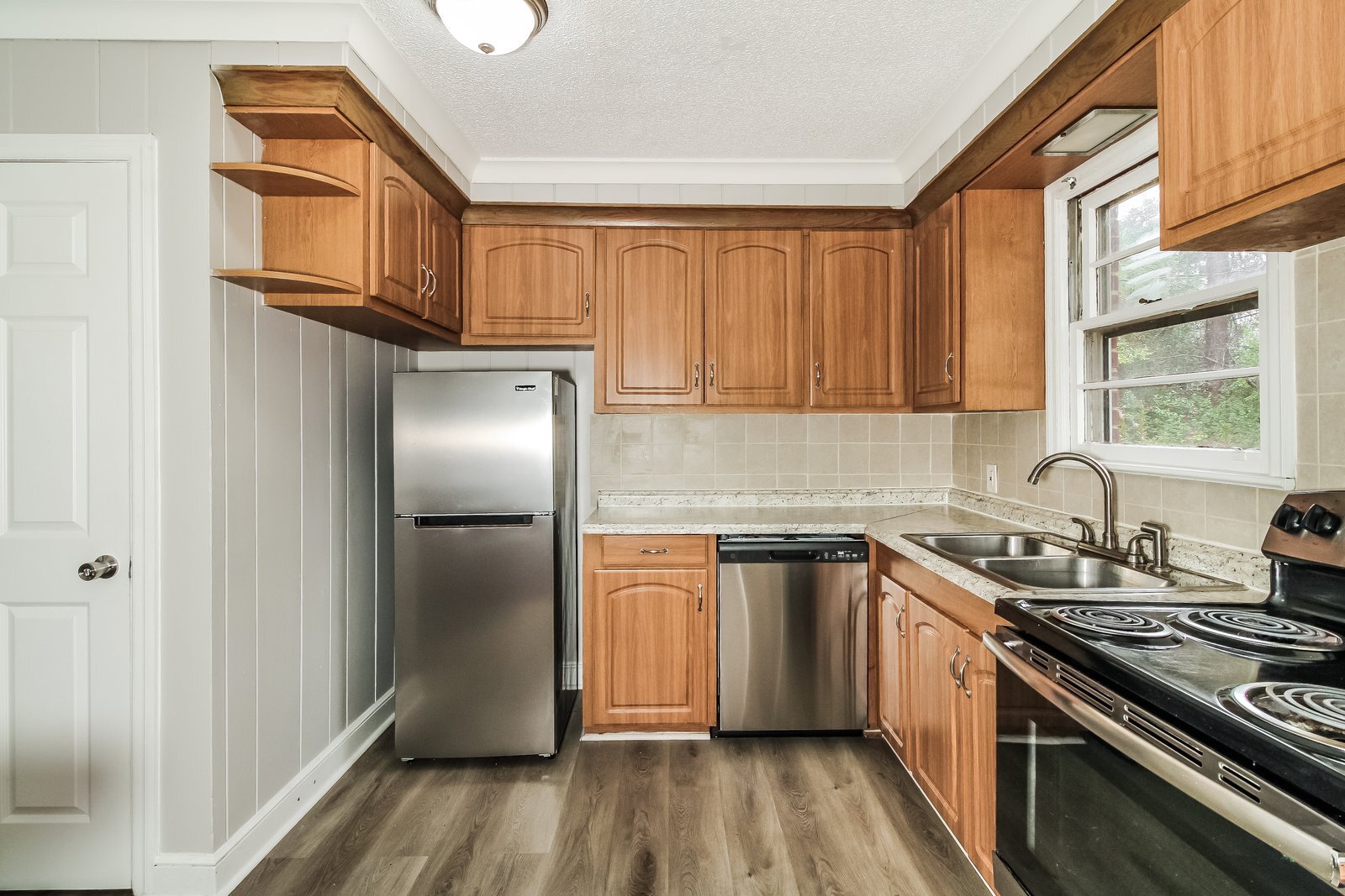 Building Photo - 2736 N Beltline Blvd