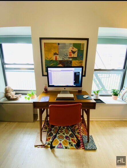 Building Photo - Beautiful Furnished Studio in Hell's Kitchen!