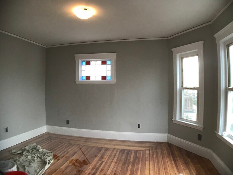 Building Photo - 20 Washburn Ave