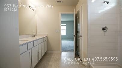 Building Photo - 933 Wading Waters Wy