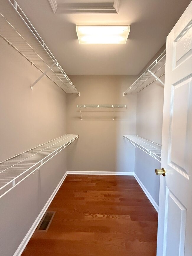 Building Photo - Spacious 3-Bedroom Home with Huge Basement, Garage, and Scenic Country Views