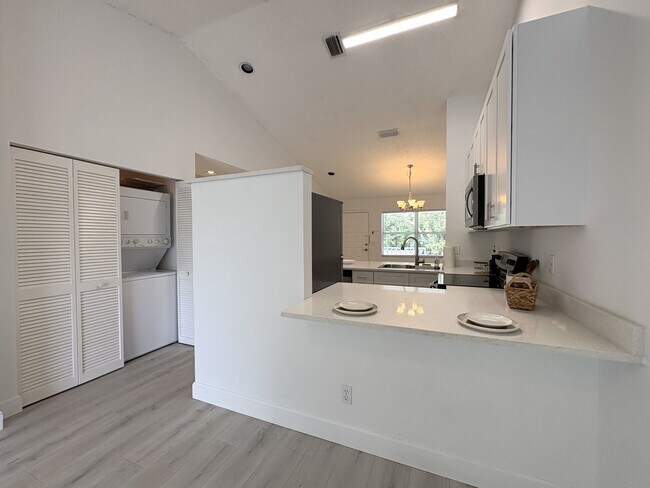 Building Photo - 133 Wading Bird Cir