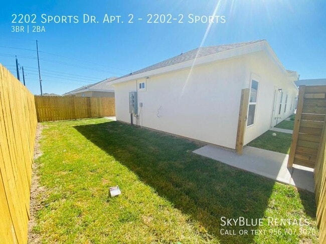 Building Photo - 2202 S Sports Dr