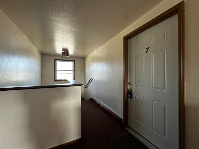 Building Photo - 1241 Apache Ave