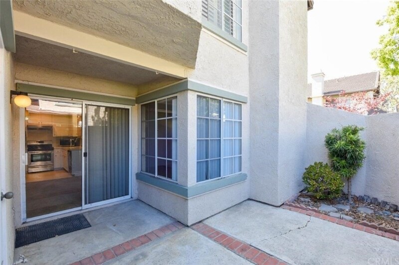 Building Photo - 123 Oxford