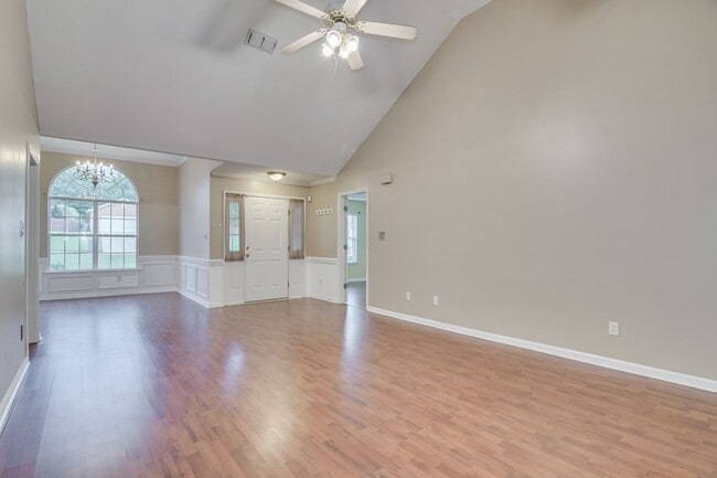 Building Photo - 3 Bedroom Ranch Grovetown
