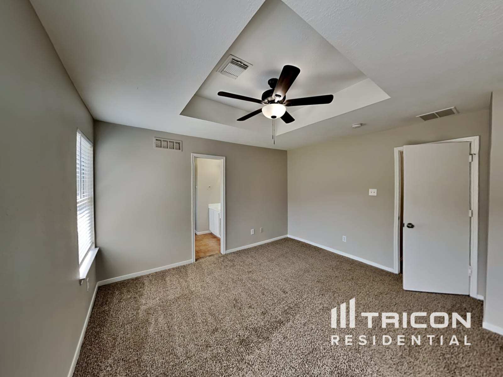 Building Photo - 21918 Willow Shade Ln