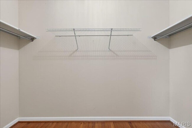 Building Photo - Welcome home to comfort and convenience in St. Peters!