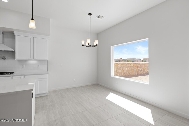 Building Photo - 3676 Springhaven Lp