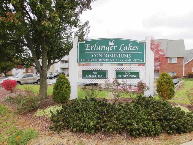 Building Photo - 135 Dale Hollow Dr