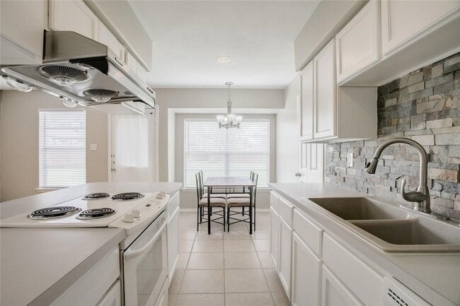 Building Photo - 6409 Patino Ct