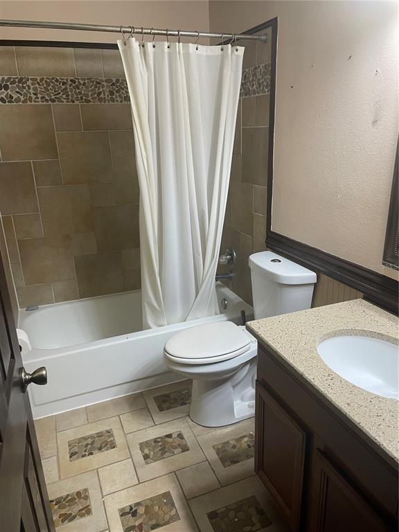 Building Photo - 9828 Bubbling Brook Ct