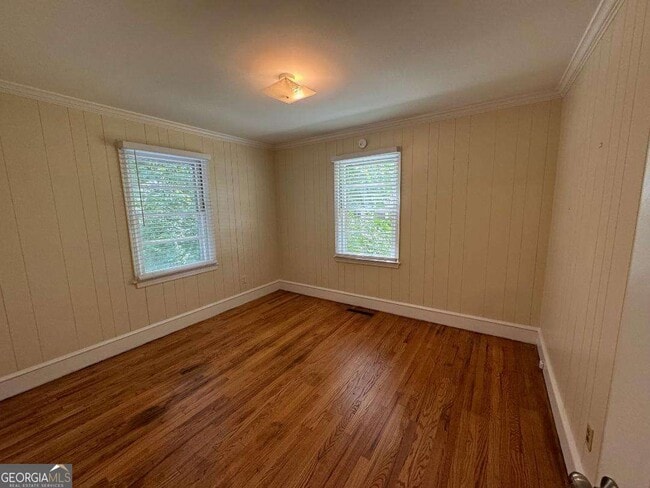 Building Photo - 130 Westover Dr
