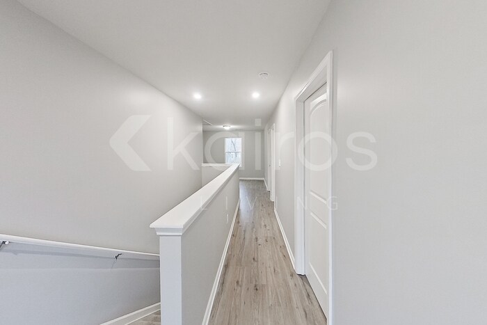 Building Photo - 231 Wedgewood Dr